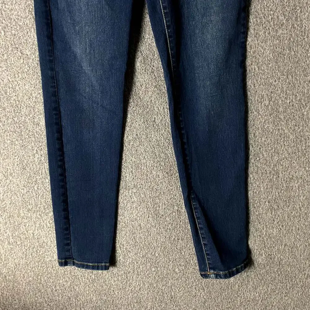 Free People Women's SIze 26 Mid-Rise Dark Wash Stretch Denim Jeans